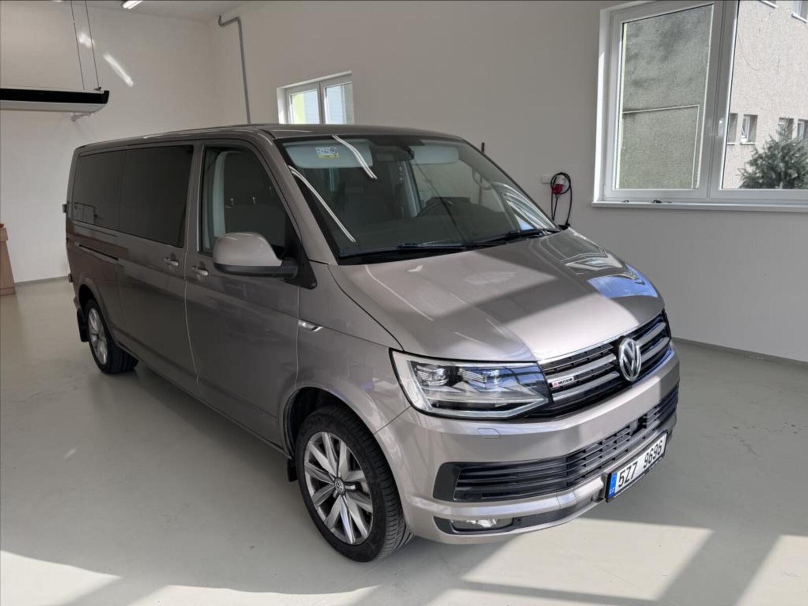 Volkswagen Multivan 3