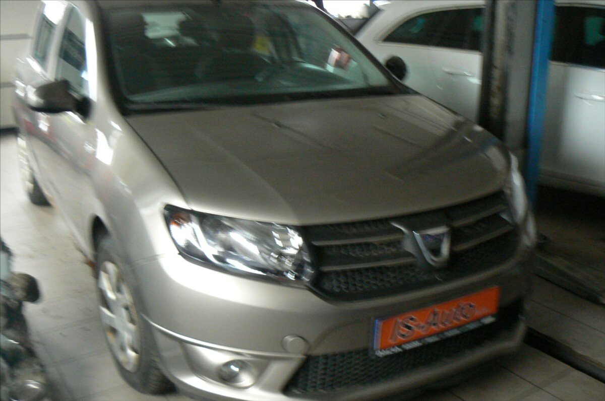 Dacia Sandero Hatchback 1,1 l 55 kw