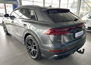 Audi Q8 SUV / Terénní 3,0 l 250 kw