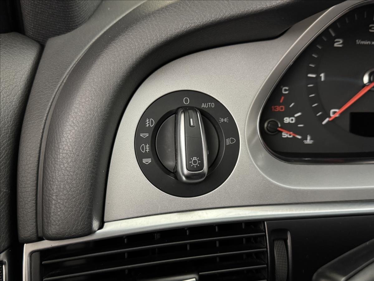 Audi A6 Sedan 2,7 l 140 kw