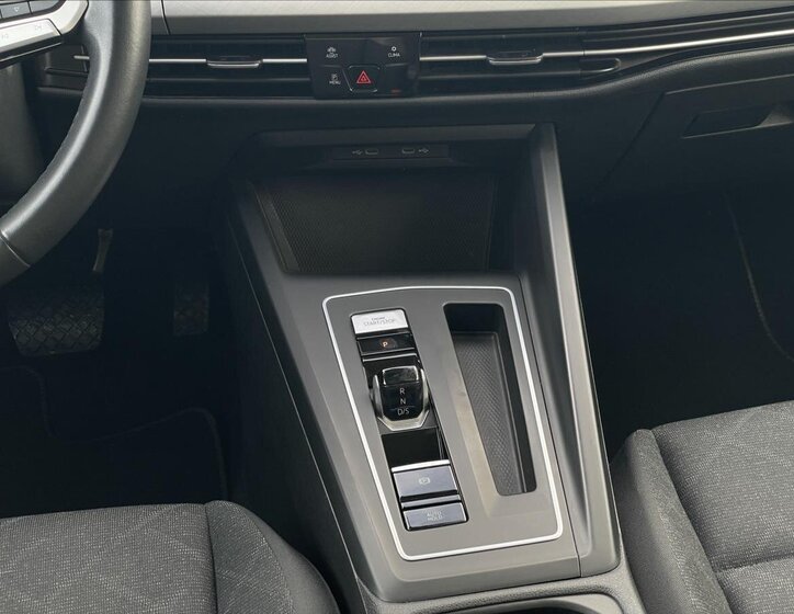 Volkswagen Golf Kombi 1,5 l 110 kw