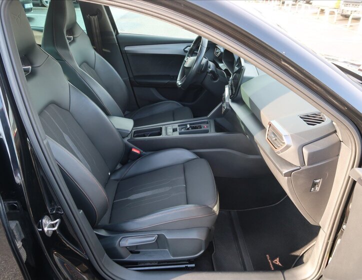 Cupra Leon Kombi 2,0 l 180 kw