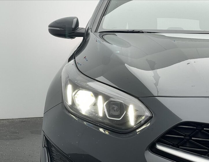 KIA ProCeed Kombi 1,5 l 118 kw