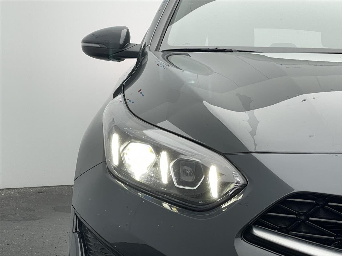 KIA ProCeed Kombi 1,5 l 118 kw