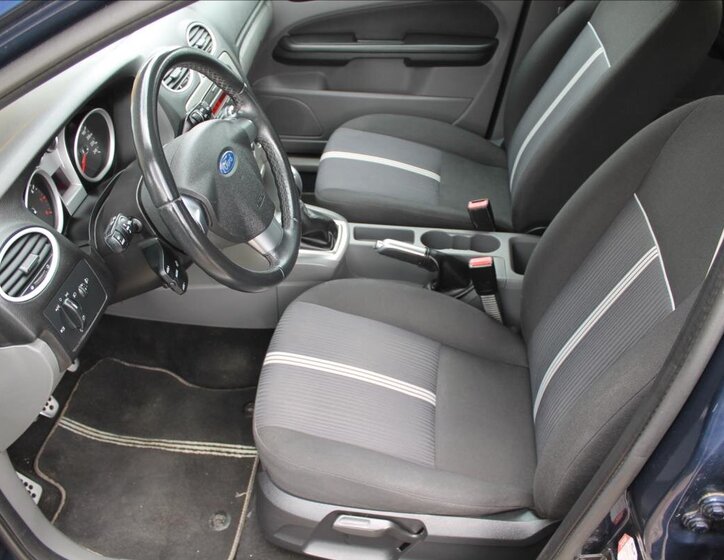 Ford Focus Kombi 1,6 l 74 kw