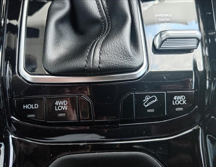 Jeep Compass SUV / Terénní 1,3 l 132 kw