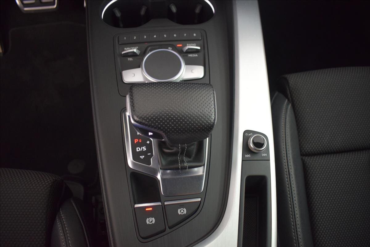 Audi A4 Sedan / Limuzína 2,0 l 140 kw