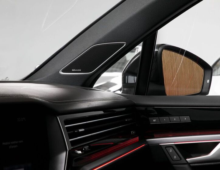 Volkswagen Touareg 23