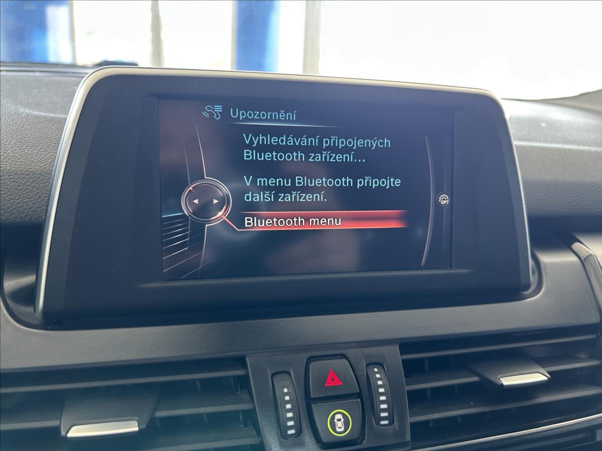 BMW Řada 2 MPV 2,0 l 110 kw