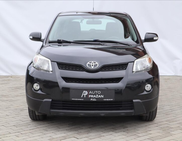 Toyota Urban Cruiser Hatchback 1,3 l 74 kw