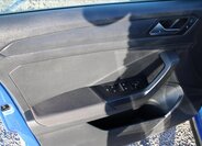 Volkswagen T-Roc SUV / Terénní 1,6 l 85 kw