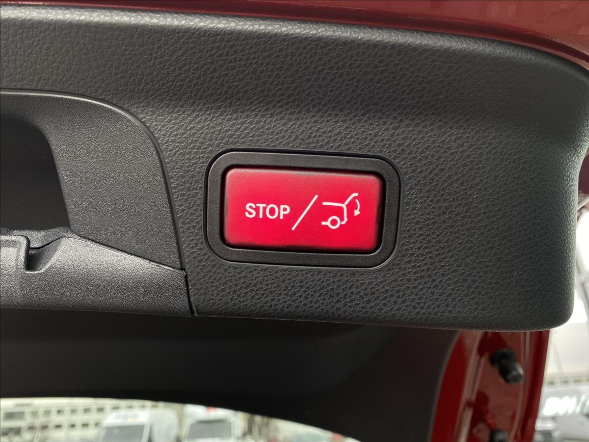 Mercedes-Benz GLC SUV 2,0 l 143 kw