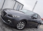 Mazda 3 Sedan / Limuzína 1,5 l 74 kw