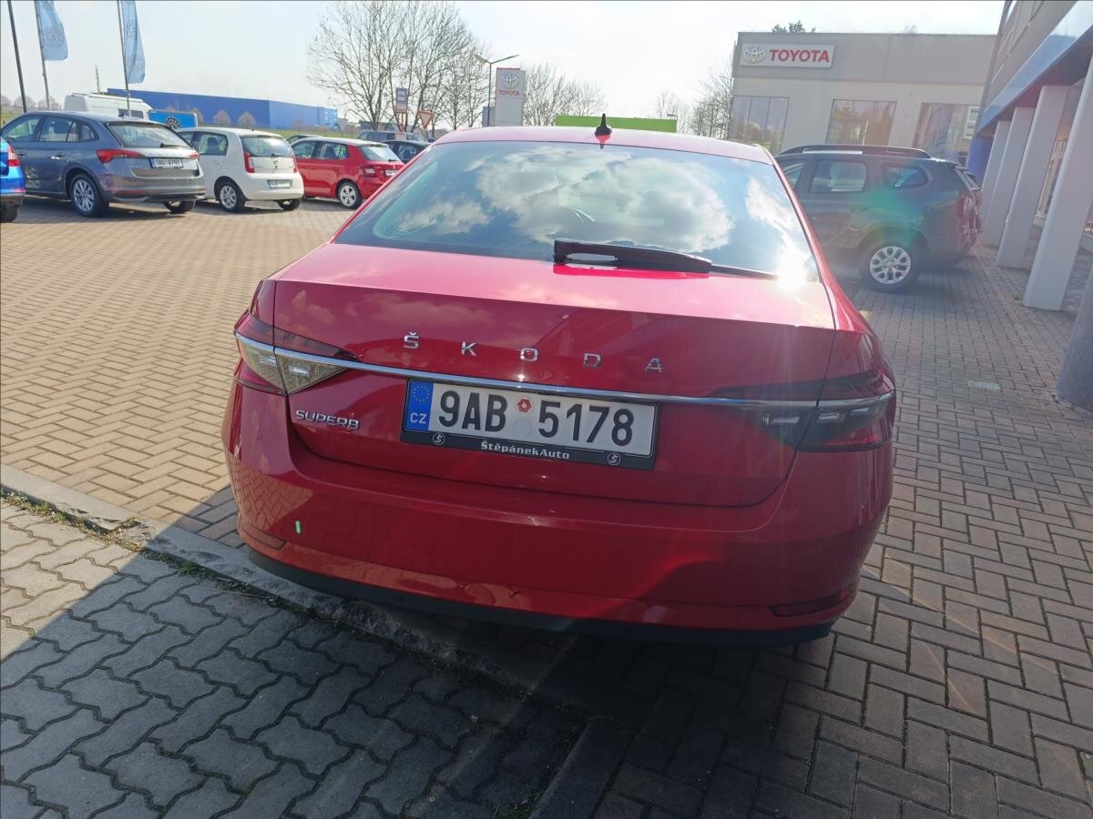 Škoda Superb Liftback 2,0 l 110 kw