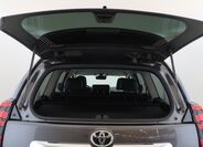 Toyota Land Cruiser 13