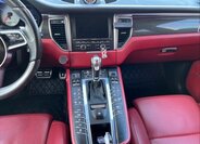 Porsche Macan SUV / Terénní 3,0 l 190 kw