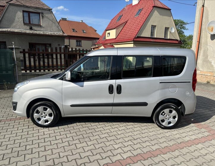 Opel Combo Kombi 1,6 l 66 kw