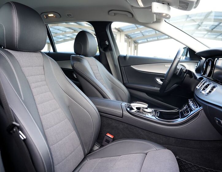 Mercedes-Benz Třídy E 30