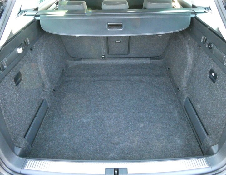 Škoda Superb Kombi 2,0 l 110 kw