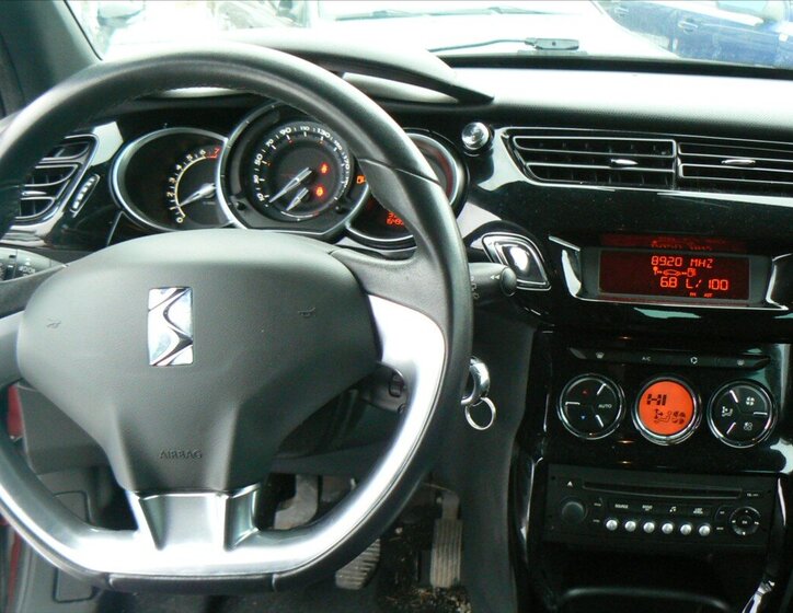 Citroën DS3 Hatchback 1,6 l 88 kw