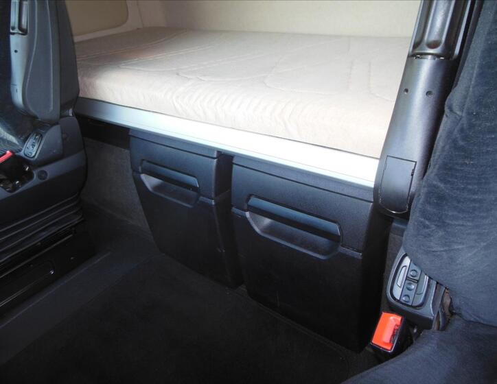 Mercedes-Benz Ostatní 12