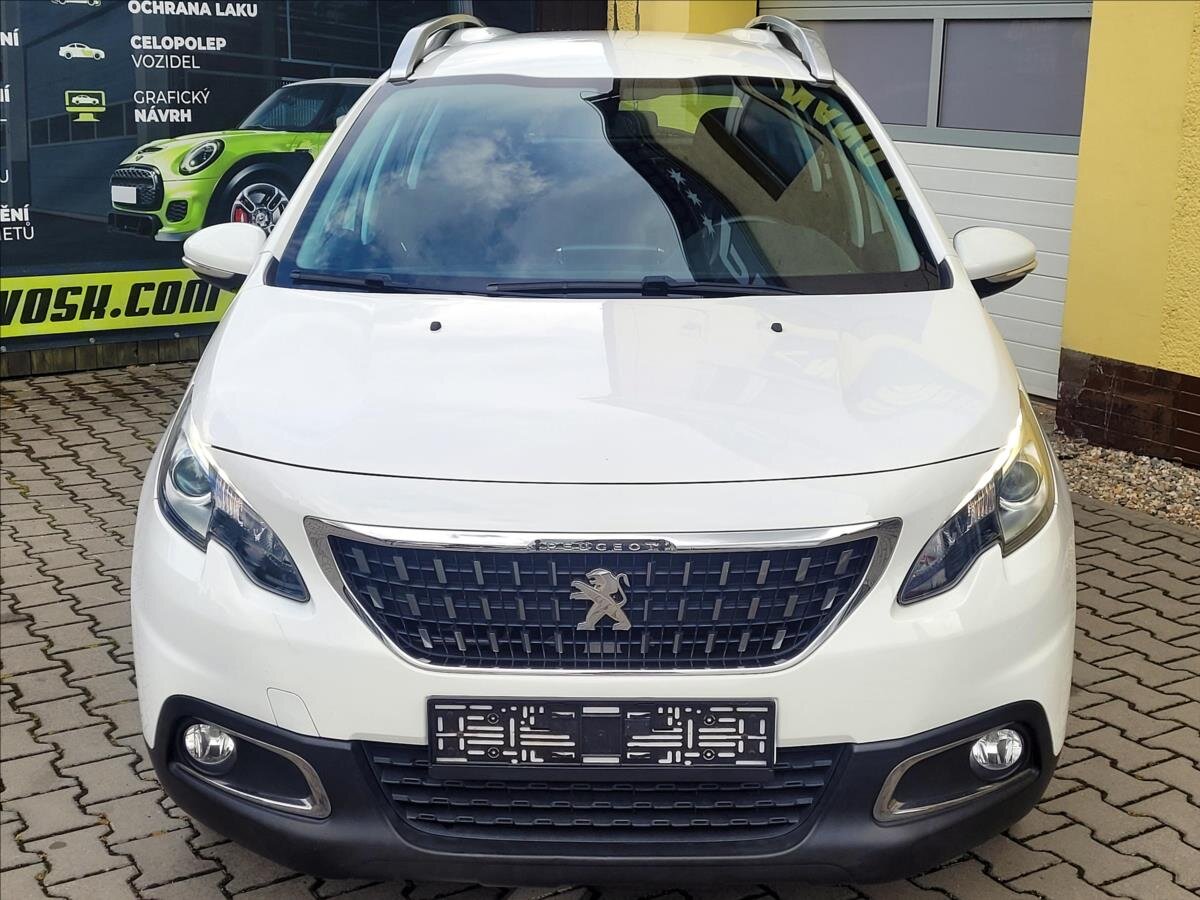 Peugeot 2008 SUV 1,2 l 60 kw