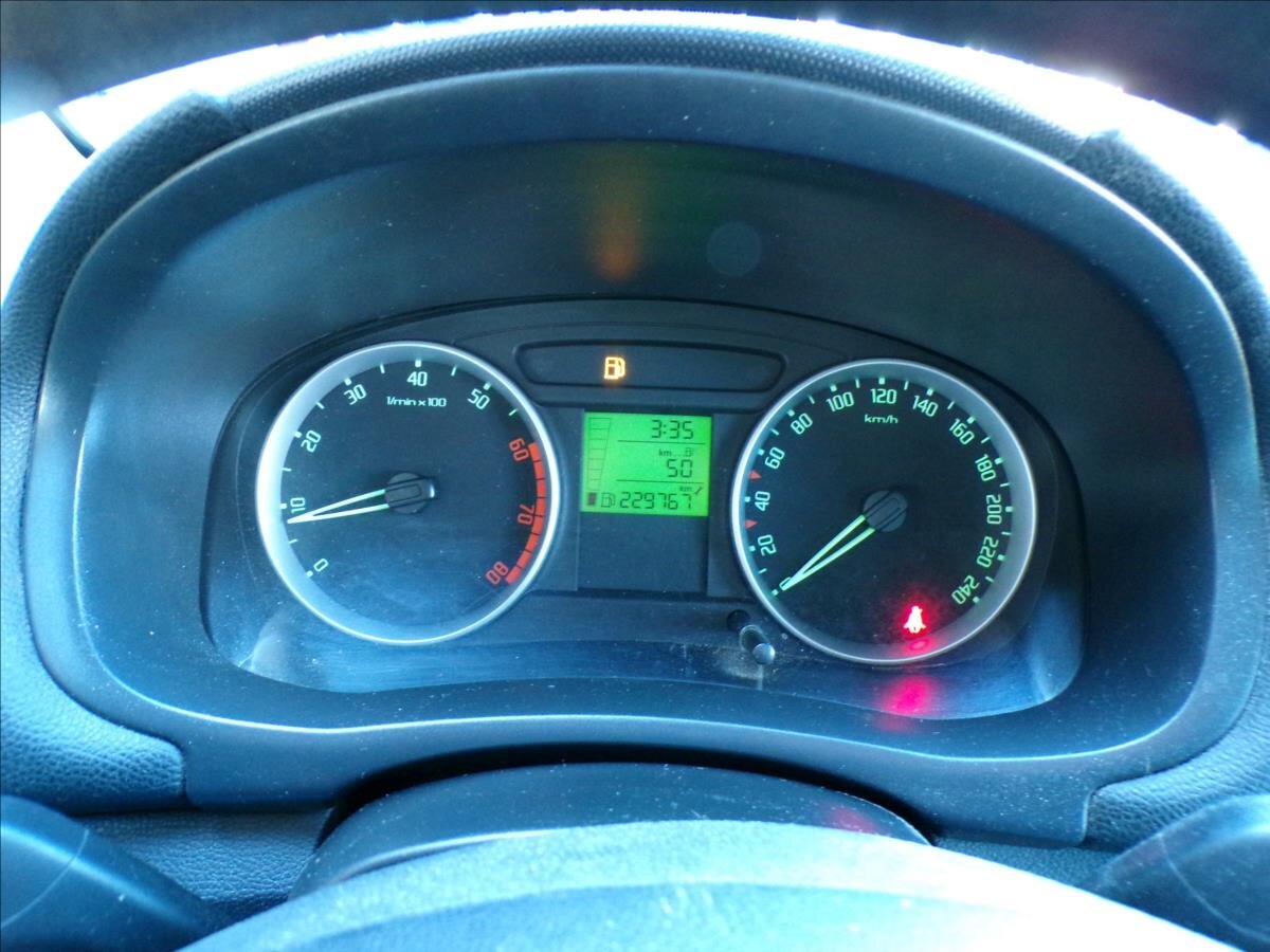 Škoda Roomster Kombi 1,4 l 63 kw