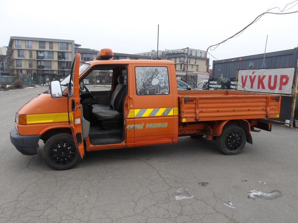 Volkswagen Transporter Ostatní 2,4 l 57 kw