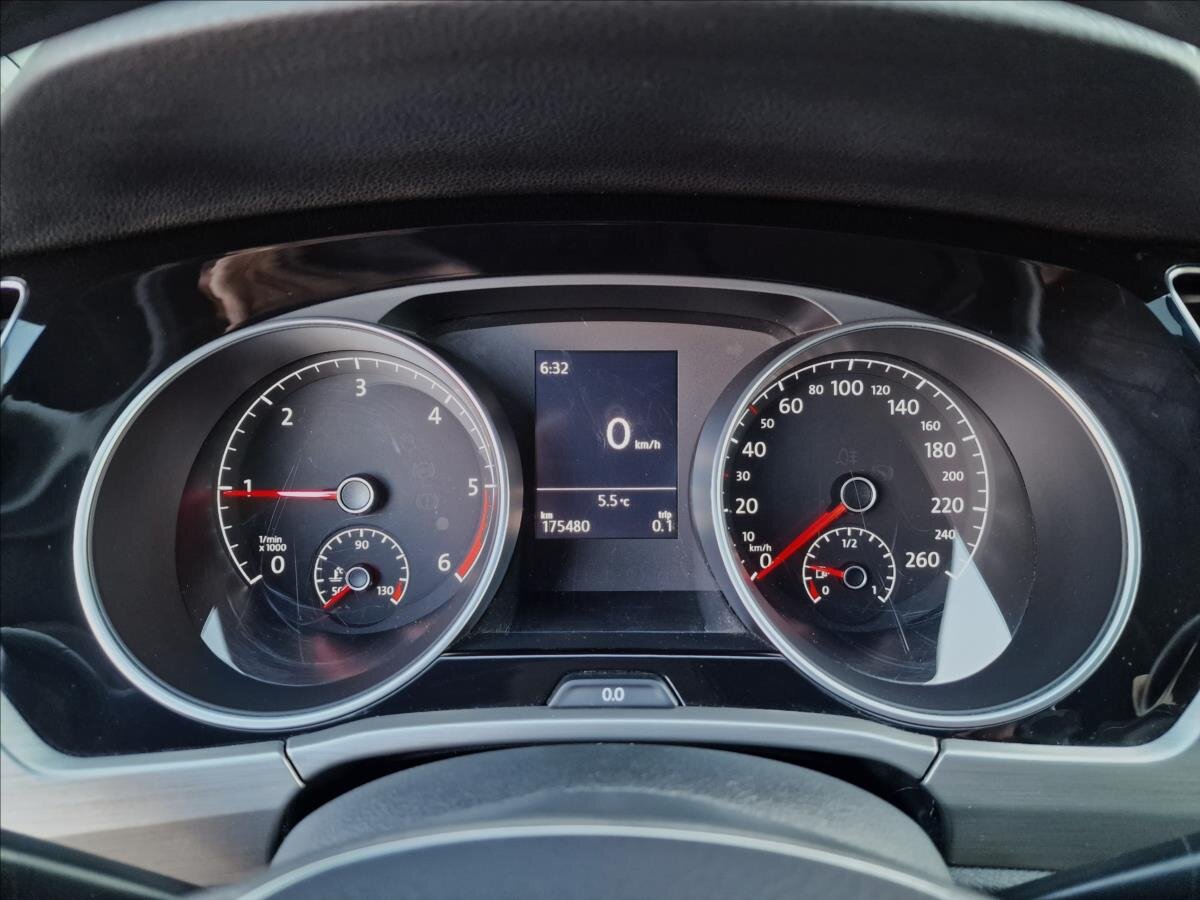 Volkswagen Touran Kombi 2,0 l 90 kw