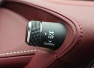 Lexus LS 500h Sedan / Limuzína 3,5 l 220 kw