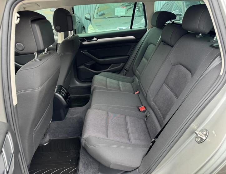 Volkswagen Passat 31