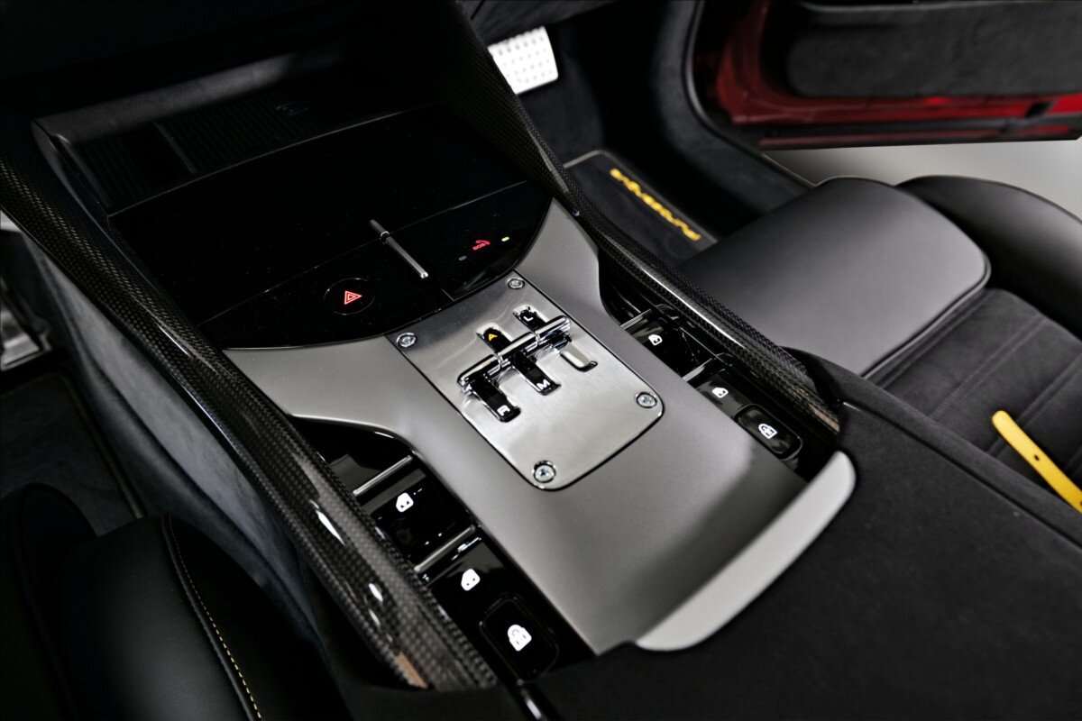 Ferrari Purosangue SUV / Terénní 6,5 l 529 kw