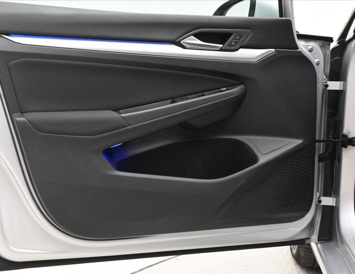 Volkswagen Golf Kombi 2,0 l 110 kw