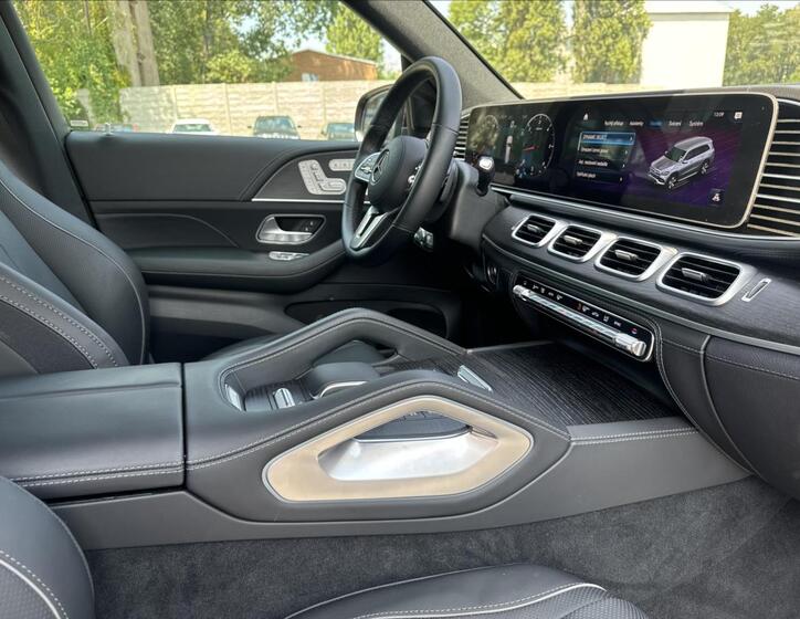 Mercedes-Benz GLS 13