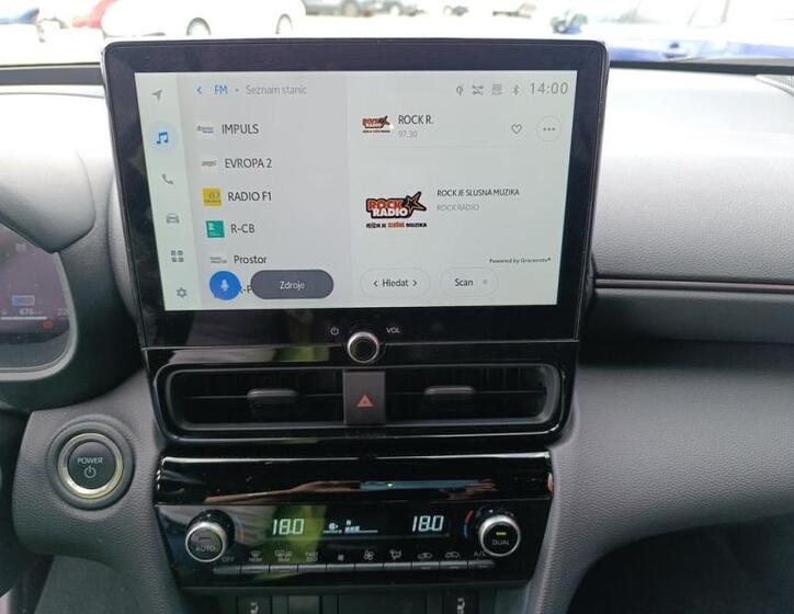 Toyota Yaris Cross 25