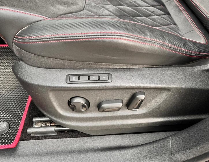 Škoda Kodiaq SUV / Terénní 2,0 l 176 kw