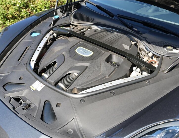 Porsche Panamera Hatchback 2,9 l 243 kw