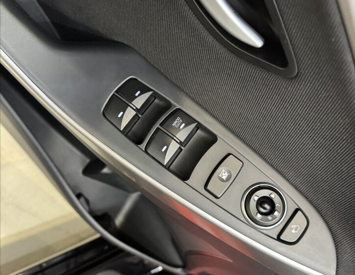 Hyundai i30 Kombi 1,6 l 81 kw