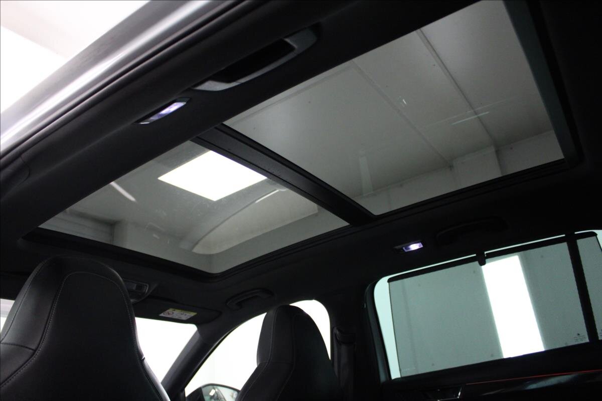 Škoda Superb Kombi 2,0 l 110 kw