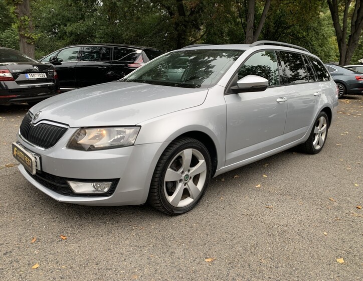 Škoda Octavia 1
