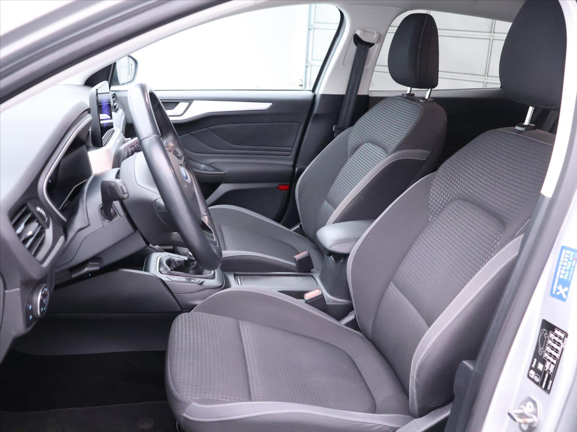 Ford Focus Kombi 999,0 92 kw