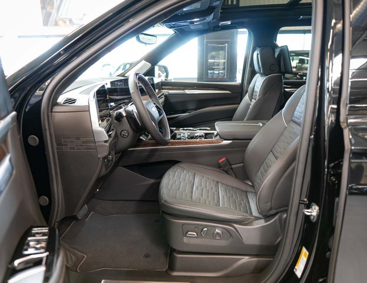 Cadillac Escalade 17