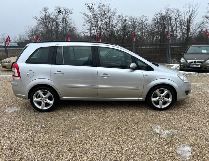 Opel Zafira MPV 1,9 l 88 kw