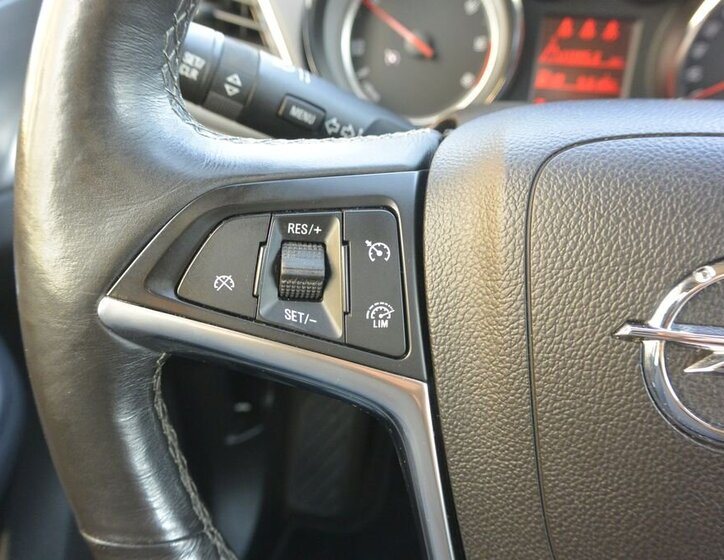 Opel Mokka SUV / Terénní 1,7 l 96 kw