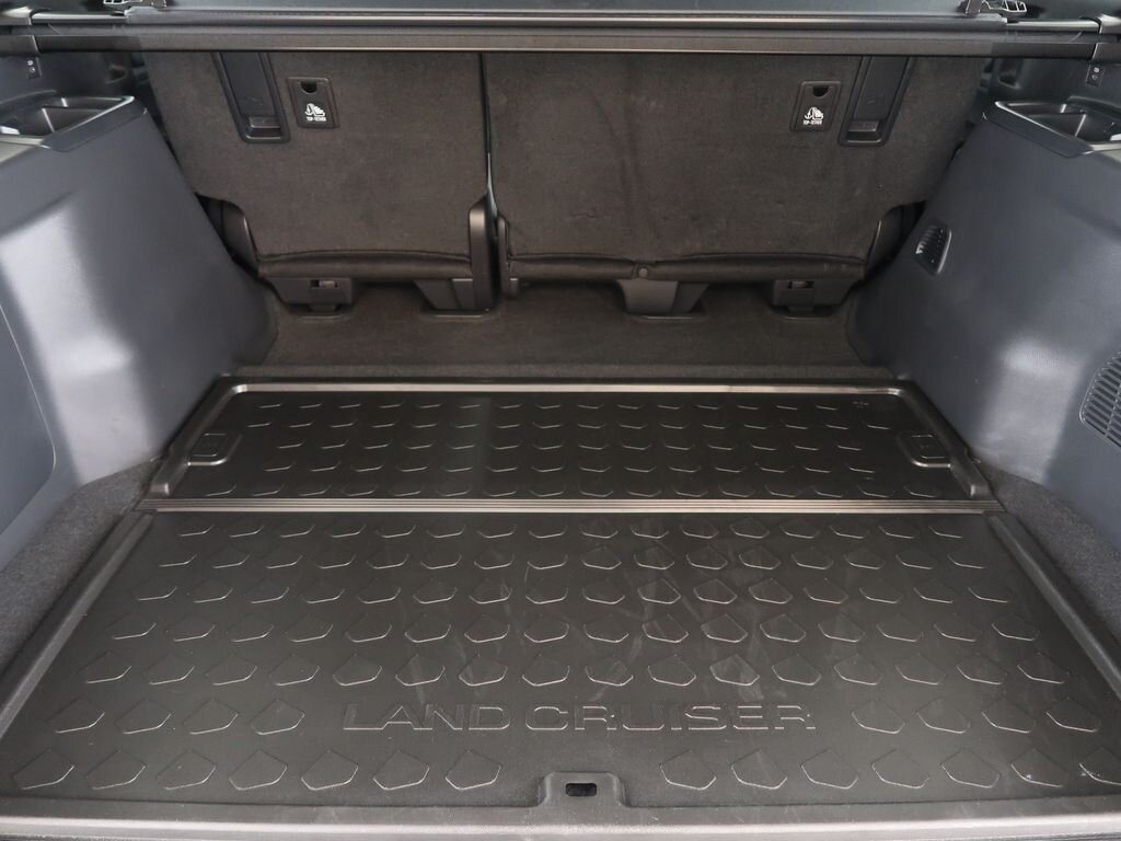 Toyota Land Cruiser SUV / Terénní 2,8 l 151 kw