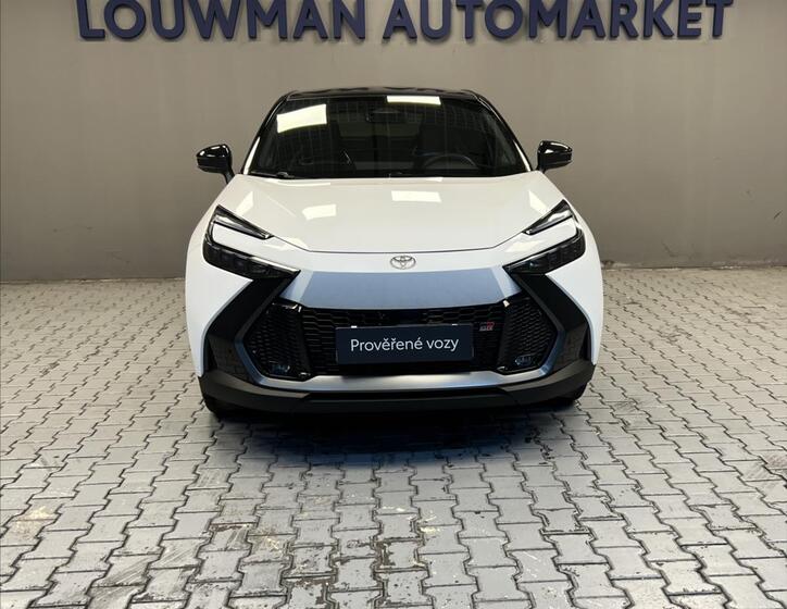 Toyota C-HR 4