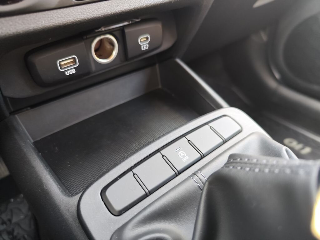 Hyundai i10 Hatchback 998,0 49 kw