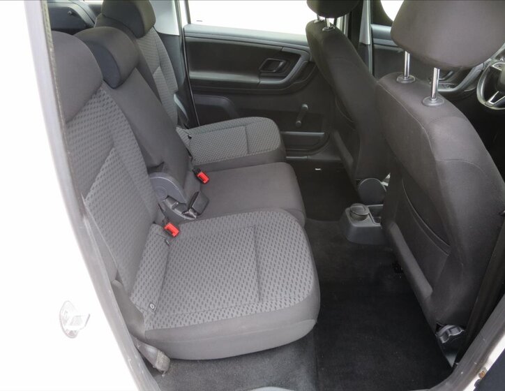 Škoda Roomster MPV 1,2 l 63 kw