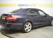 Mercedes-Benz Třídy E Sedan / Limuzína 3,0 l 170 kw