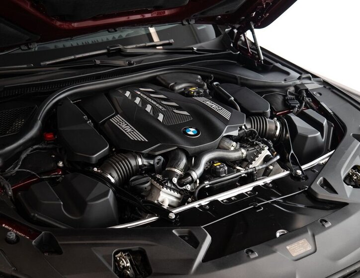 BMW Řada 8 Kupé 4,4 l 390 kw